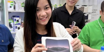 24hStore mở bán iPhone Duo từ 8:00 ngày 23/10, bố trí 9 máy trải nghiệm và dự kiến bàn giao đến 500 khách hàng trong 3 tuần đầu